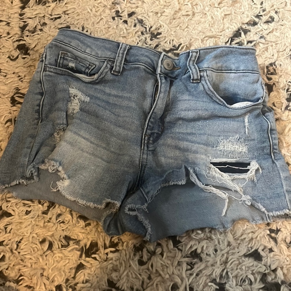 Blue jean shorts with rips size 7/28W from SO